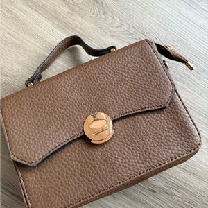 Elegant Brown Leather Handbag